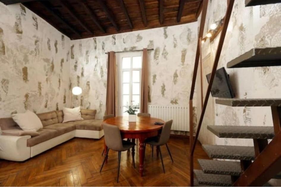 Elegante Appartamento Nel Cuore Di Torino Extérieur photo